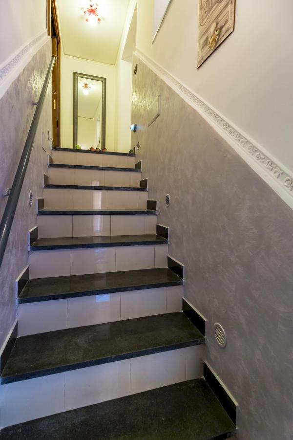 Qs1 - Indipendent Flat In Center Apartment Naples Exterior photo
