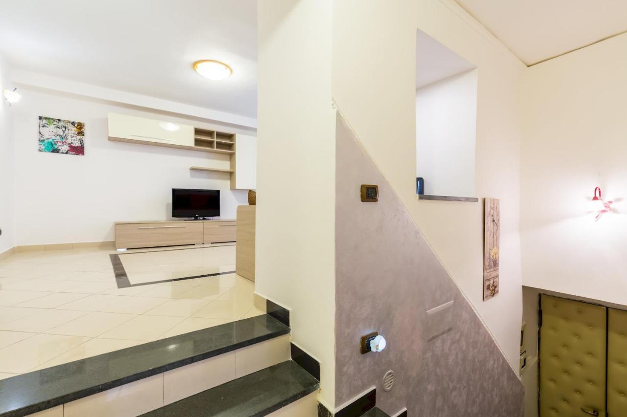 Qs1 - Indipendent Flat In Center Apartment Naples Exterior photo