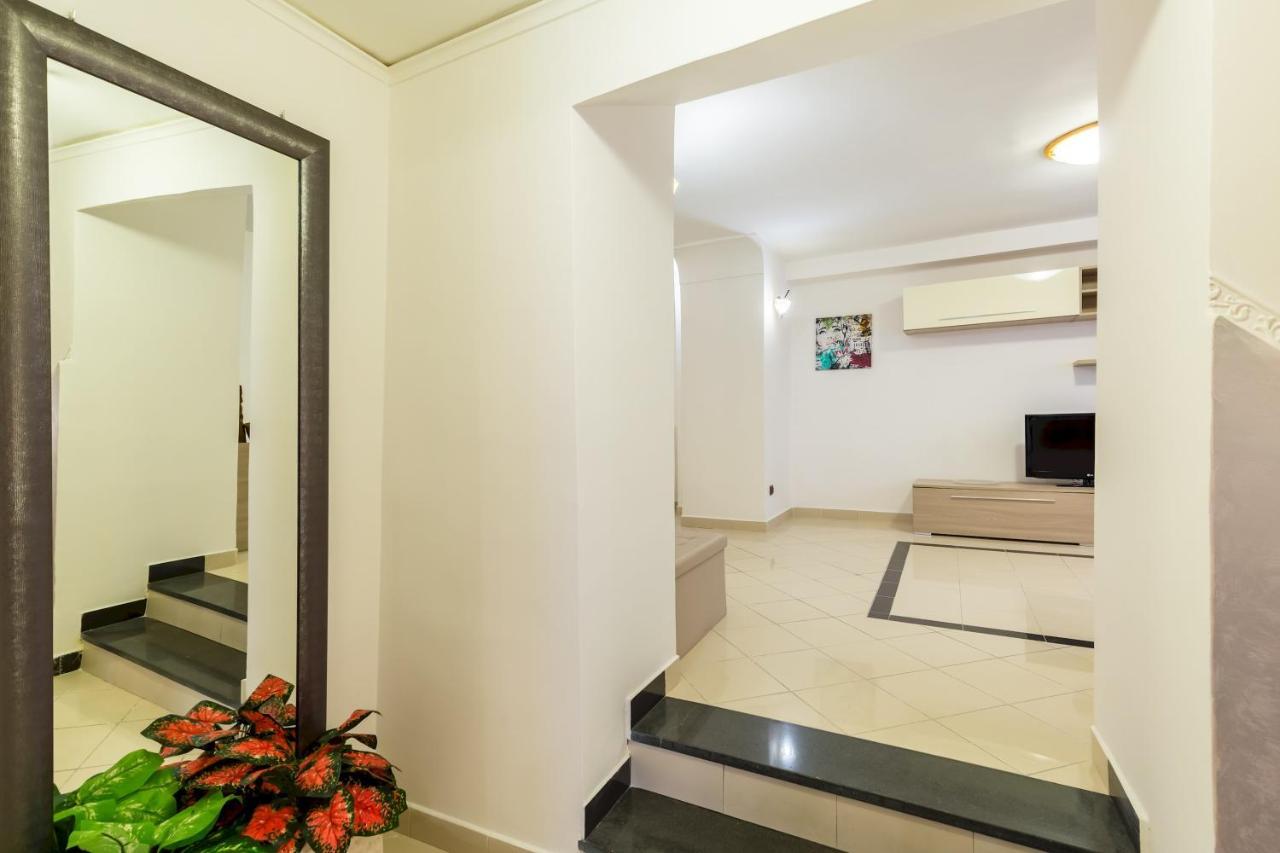 Qs1 - Indipendent Flat In Center Apartment Naples Exterior photo